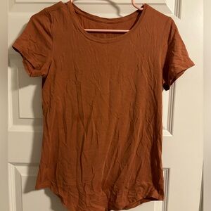 Lululemon athletic top